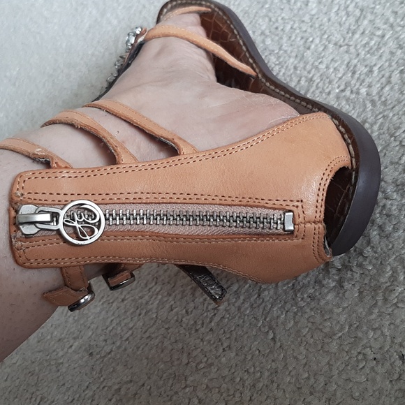 SAM EDELMAN Gorgeous Strappy, Tan Leather Sandals w Rhinestone & Stud Details - Picture 9 of 15